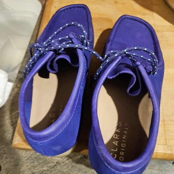 Dark Violet Clarks Wallabee Shoes - Picture 5 of 6